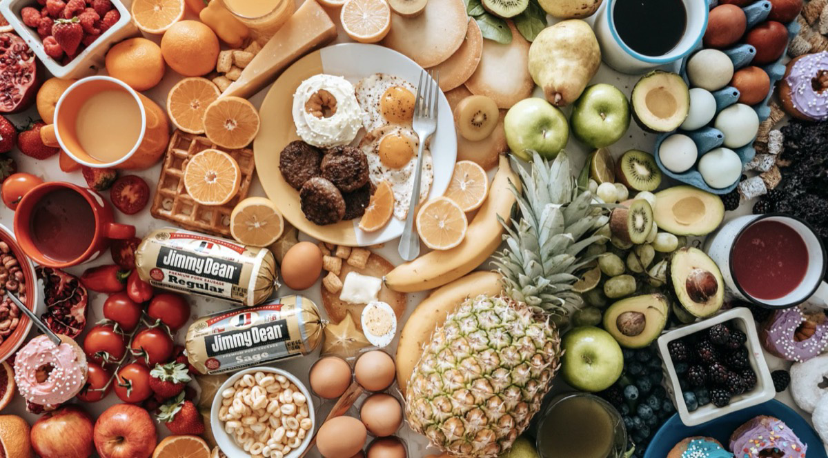A rainbow of foods Unsplash - Jimmy Dean