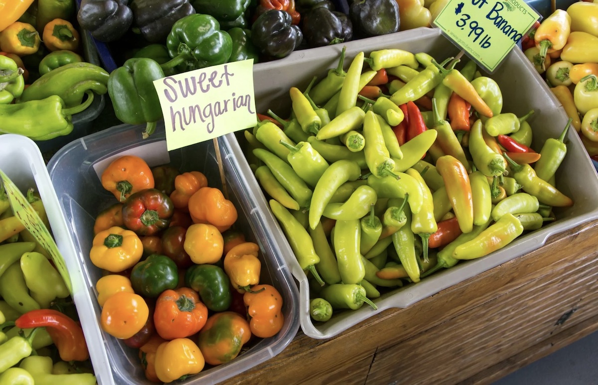 Farmers market. Image: Pexels - Mark Stebnicki